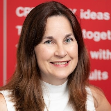 Lisa Bossong, real estate agent
