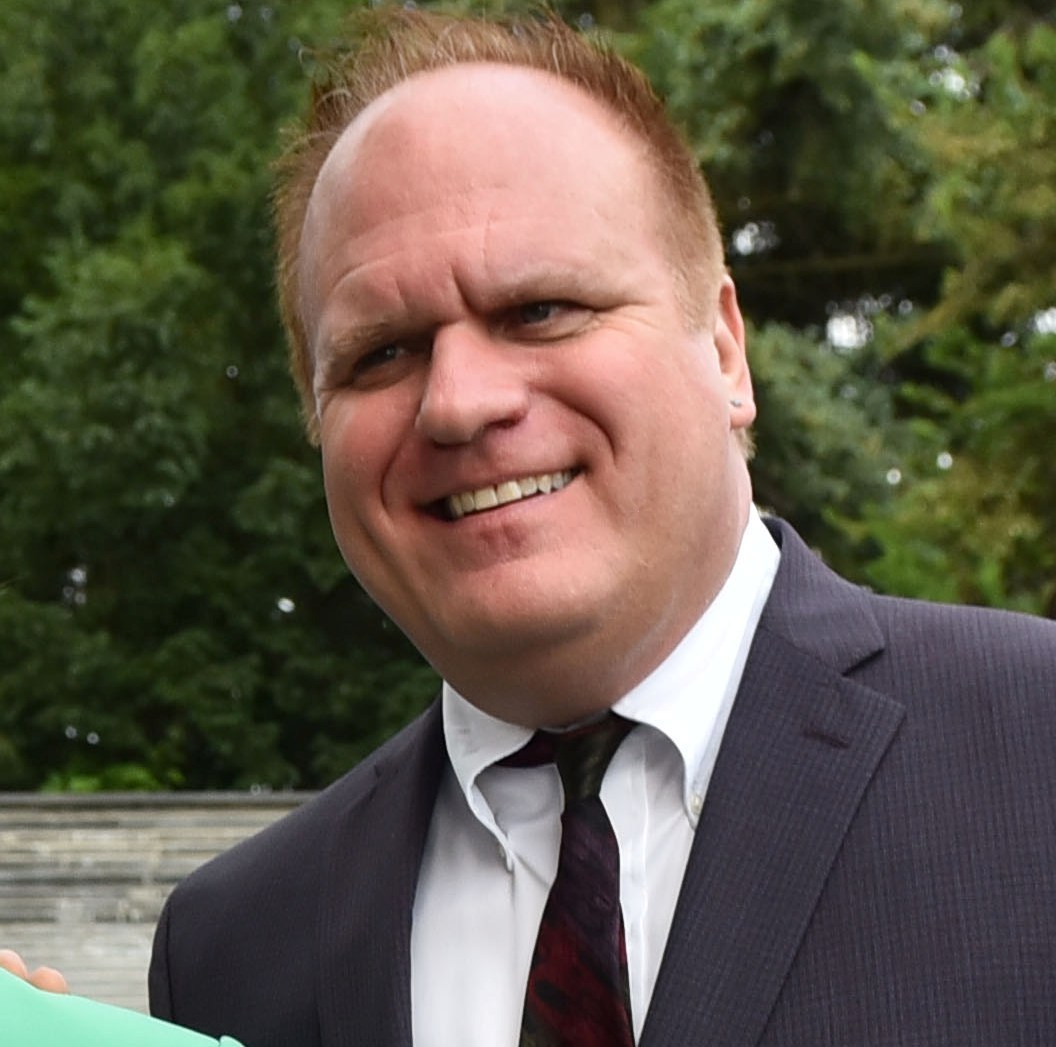 Peter Karlovich, real estate agent