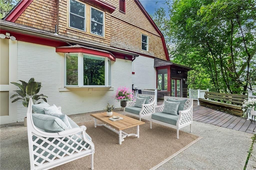 Exterior of 1487 Beaver Road, Sewickley, PA 15143