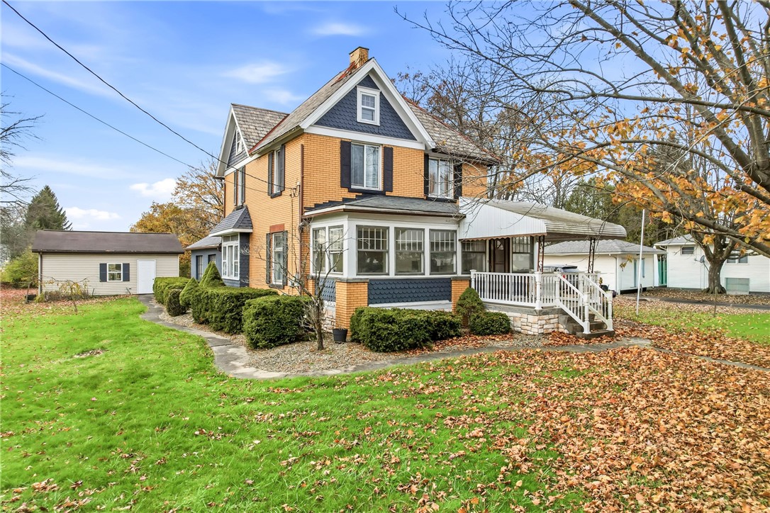 Exterior of 651 N Buhl Farm Dr, Hermitage, PA 16148