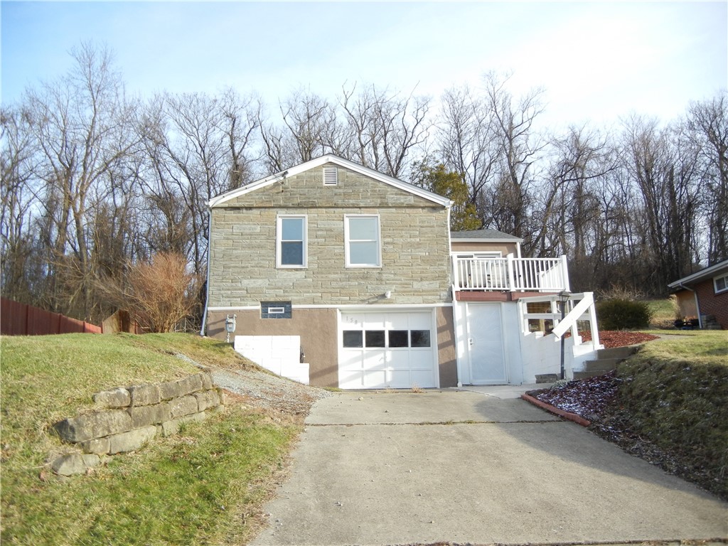 Exterior of 158 Moffat Ave., Washington, PA 15301