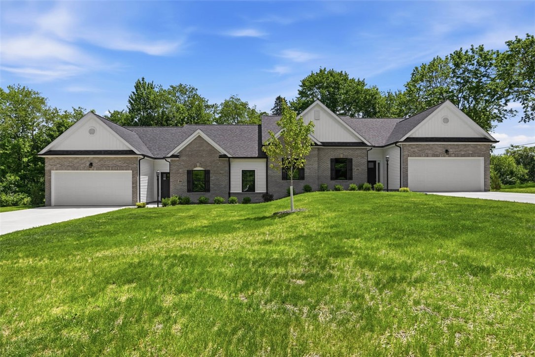 Exterior of 100-102 Huselton Drive, Butler, PA 16002