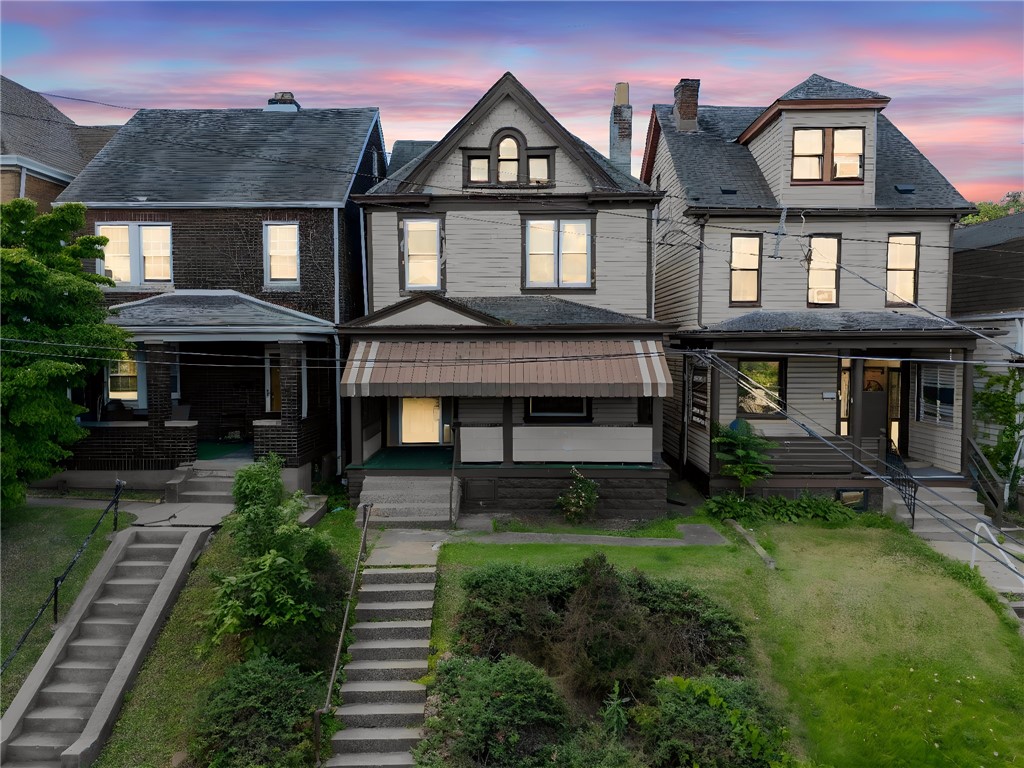 Exterior of 808 E 10th Ave, Pittsburgh, PA 15120