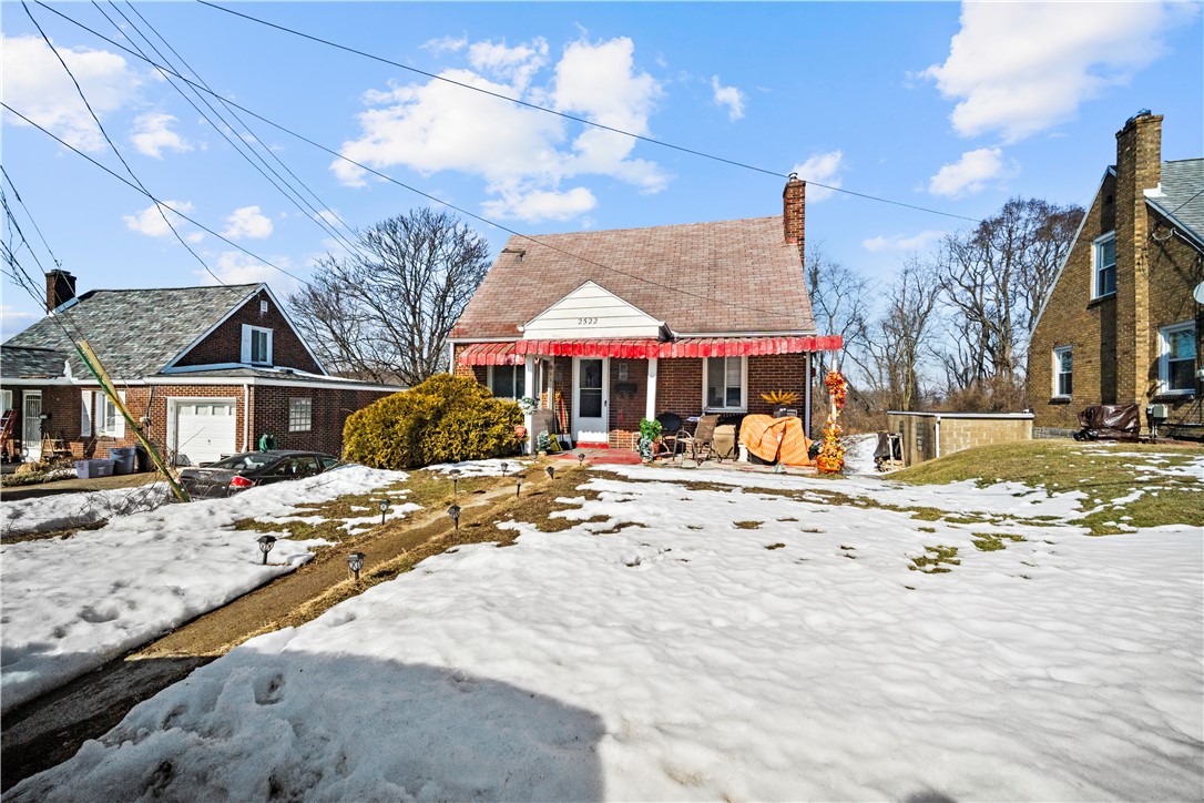Exterior of 2522 Jefferson Ave, PA 15122
