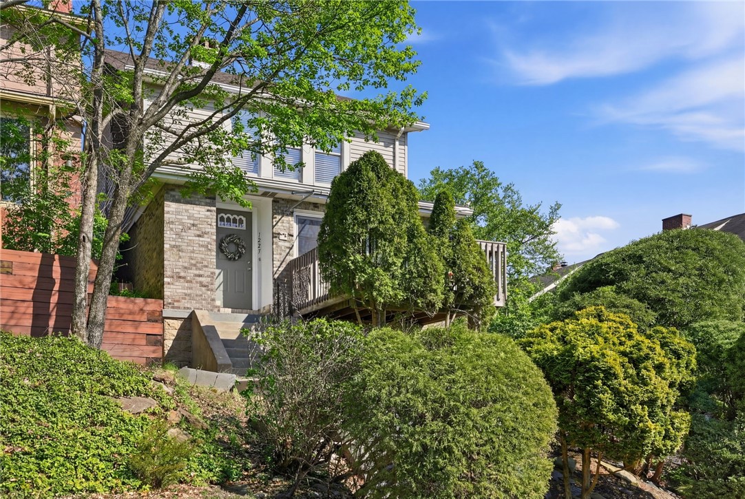 Exterior of 1227 Trevanion Ave, Pittsburgh, PA 15218
