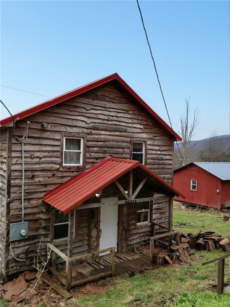 Exterior of 2964 Dawson Run Road, West Hickory, PA 16370