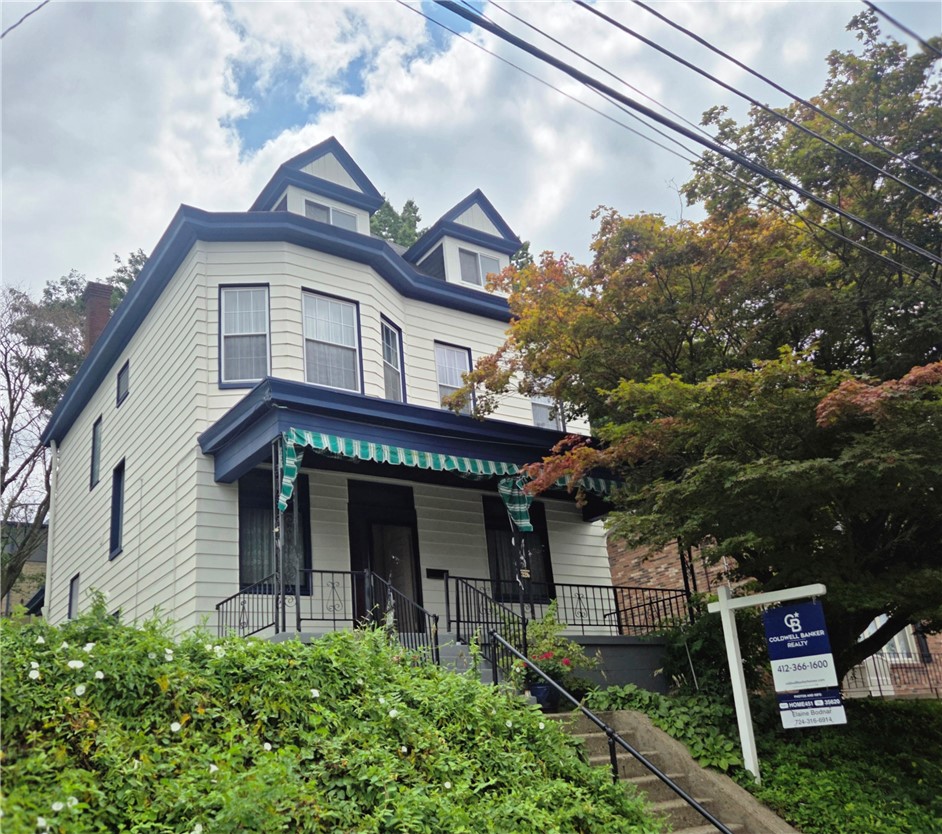 Exterior of 326 Mckinley Ave, Pittsburgh, PA 15202