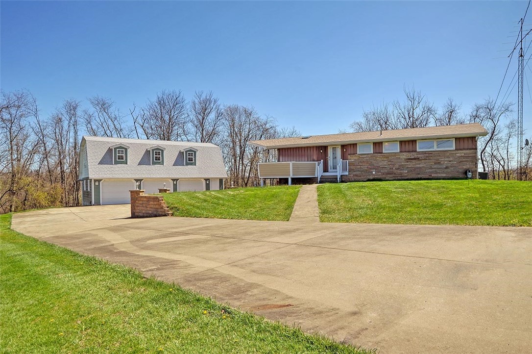 Exterior of 28 Dire Drive, Hickory, PA 15340