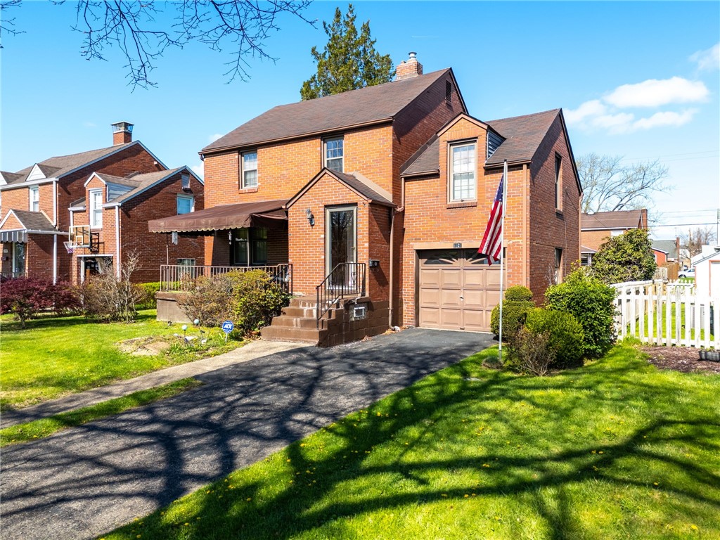 Exterior of 1521 Pacific Ave, Natrona Heights, PA 15065