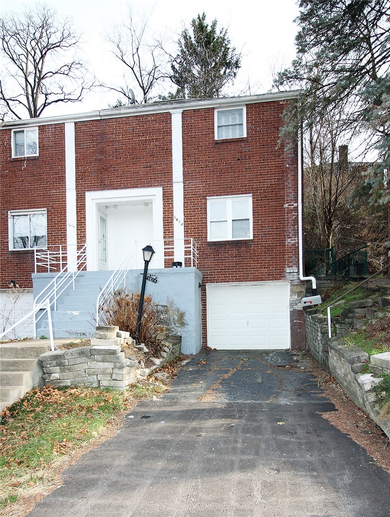Exterior of 1614 Bevan Rd, Pittsburgh, PA 15227