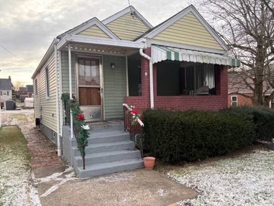 Exterior of 711 Archer St, Mckeesport, PA 15132