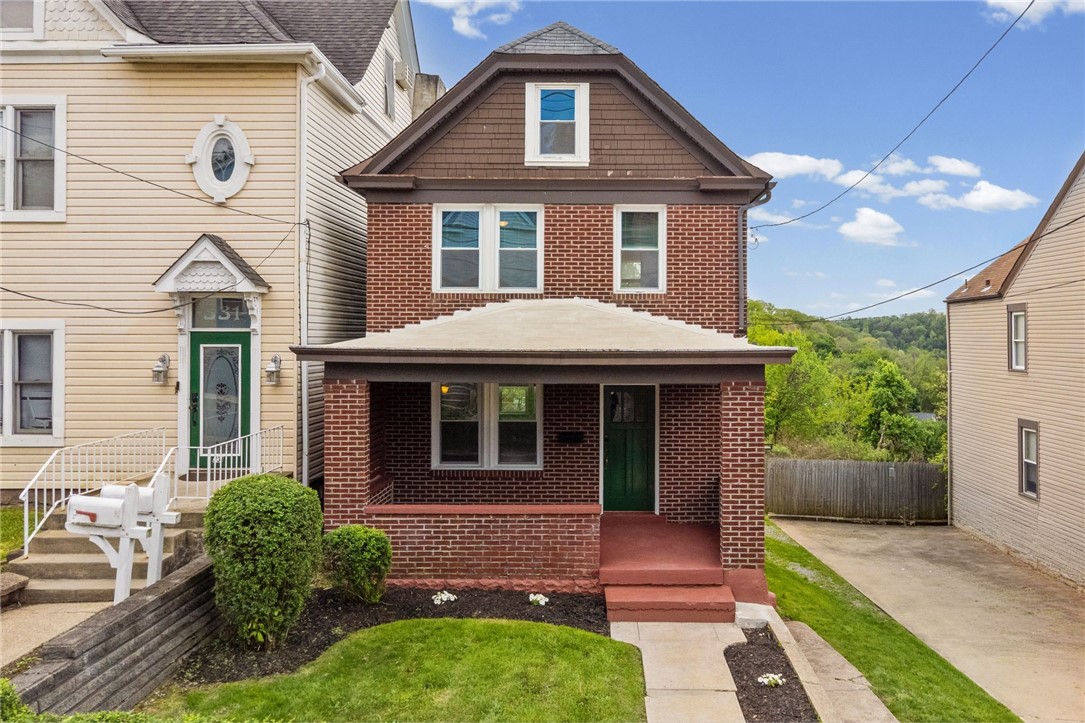 Exterior of 333 Virginia Ave, Mount Washington, PA 15211