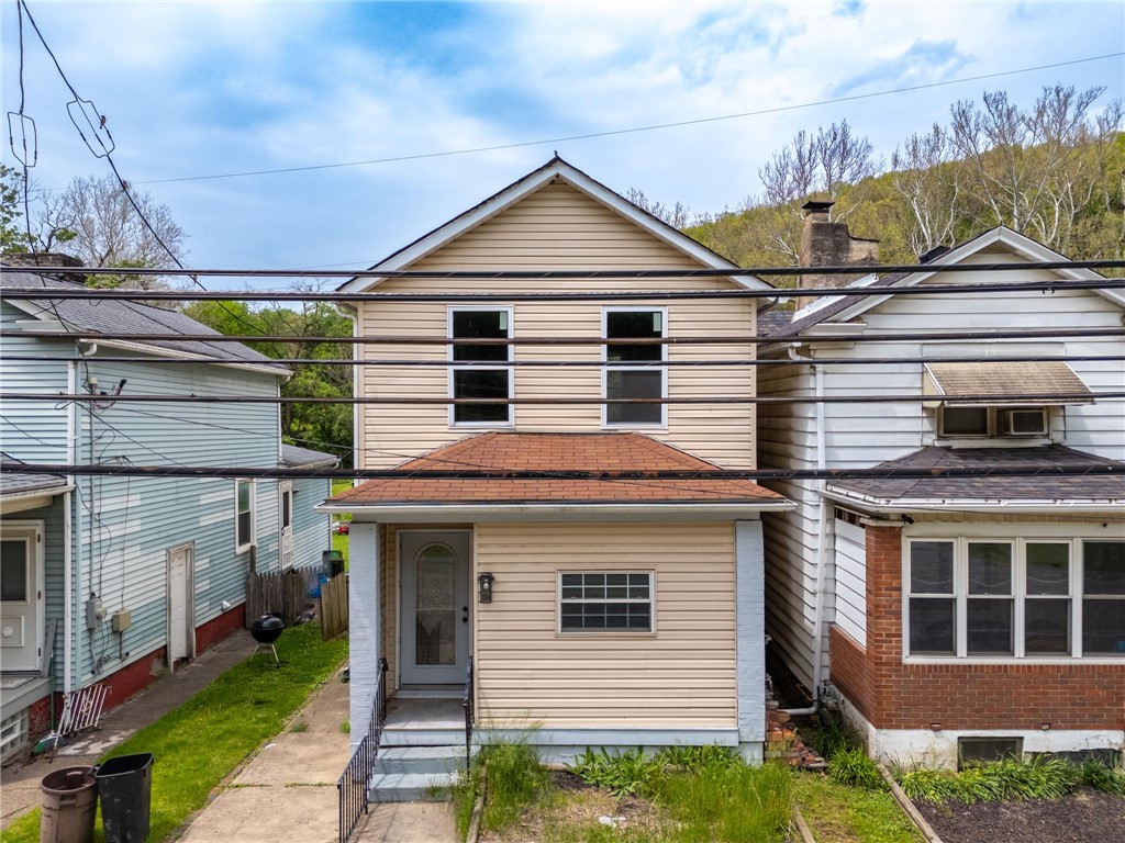 Exterior of 5 Ambridge, Ambridge, PA 15003