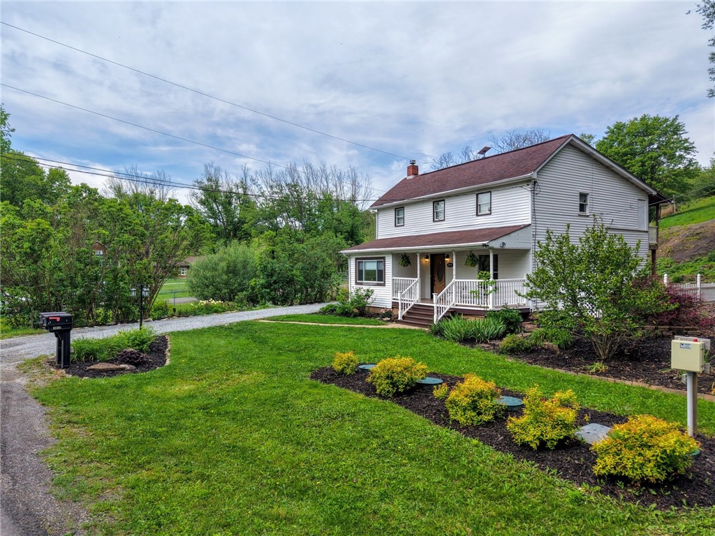 Exterior of 1810 Henderson Ave, Washington, PA 15301