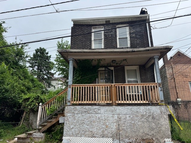 Exterior of 2462 Scott Way, Pittsburgh, PA 15218
