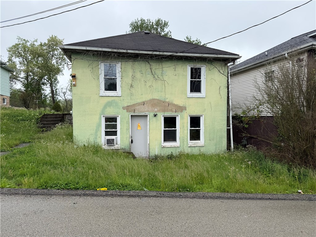 Exterior of 1063 Main St., Republic, PA 15461