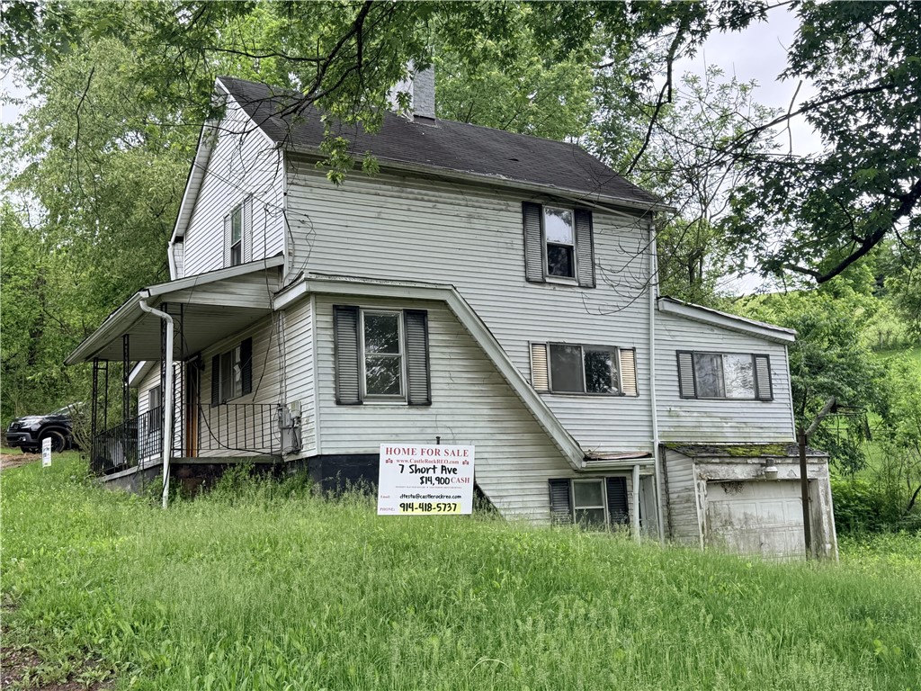 Exterior of 7 Short Ave, Washington, PA 15301