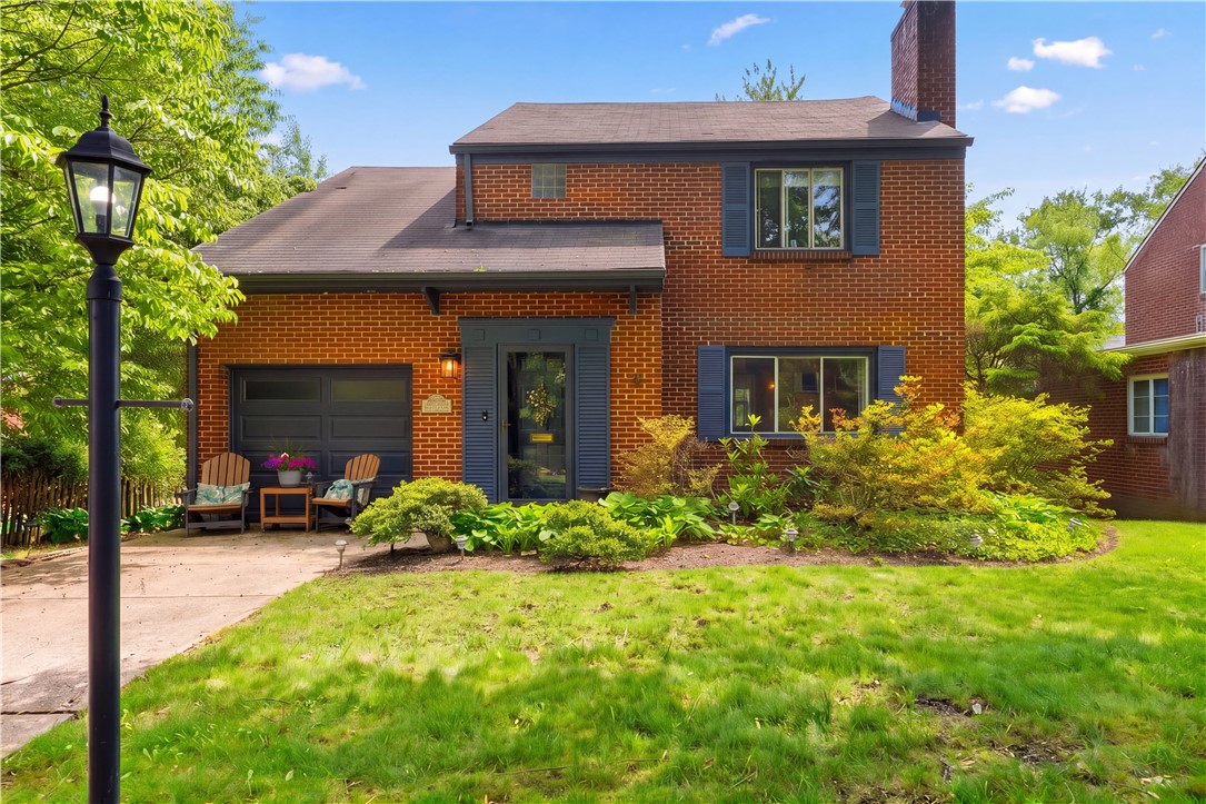Exterior of 332 Old Farm Rd, Pittsburgh, PA 15228