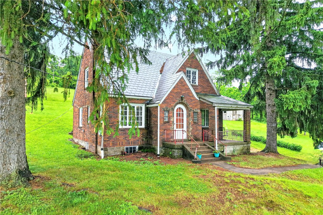 Exterior of 900 WASHINGTON ROAD, Washington, PA 15301