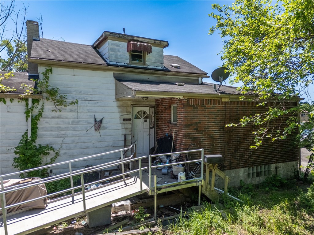 Exterior of 243 Washington Ave Rear, Homestead, PA 15120
