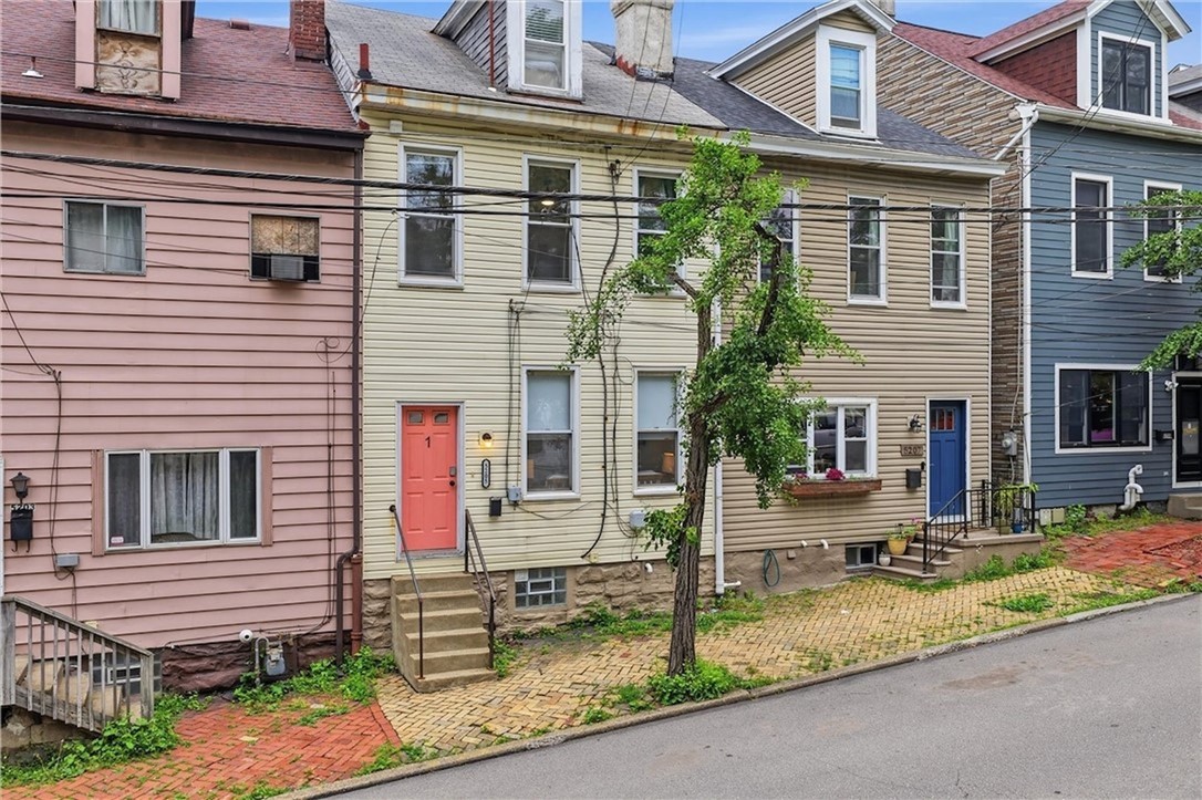 Exterior of 5205 Stanton Ave, Pittsburgh, PA 15201