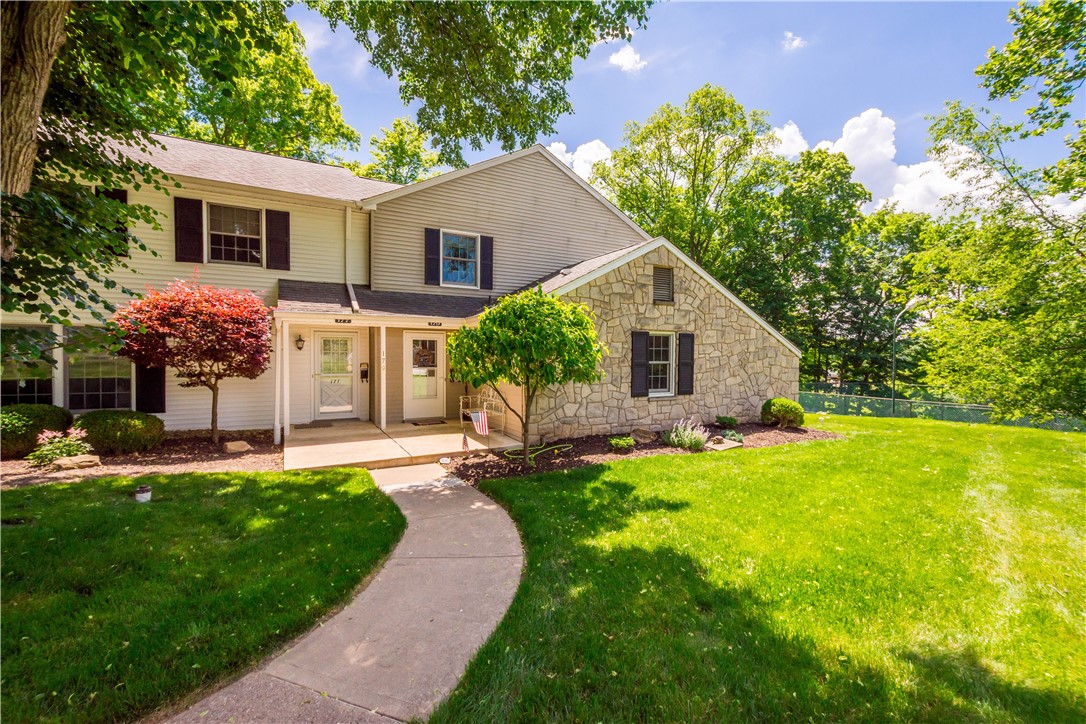 Exterior of 179 Roscommon Pl, McMurray, PA 15317