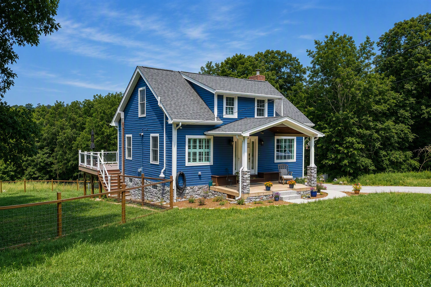 Exterior of 484 TANK FARM ROAD, Independence, PA 15001