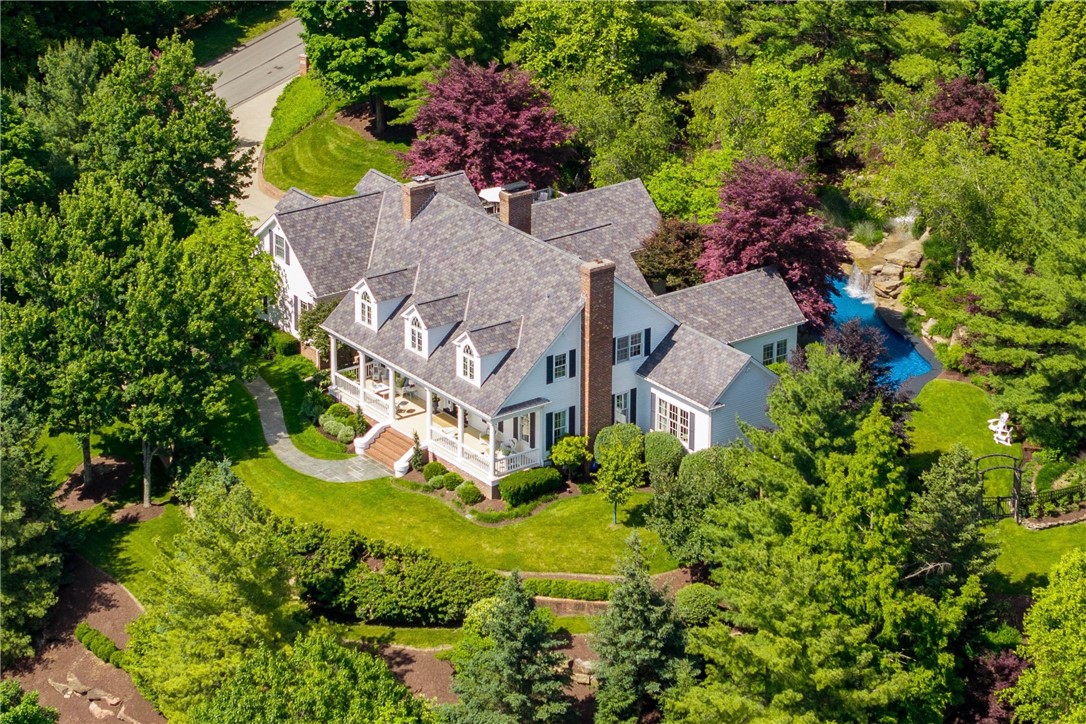 Exterior of 128 Mount Blaine Dr, McMurray, PA 15317