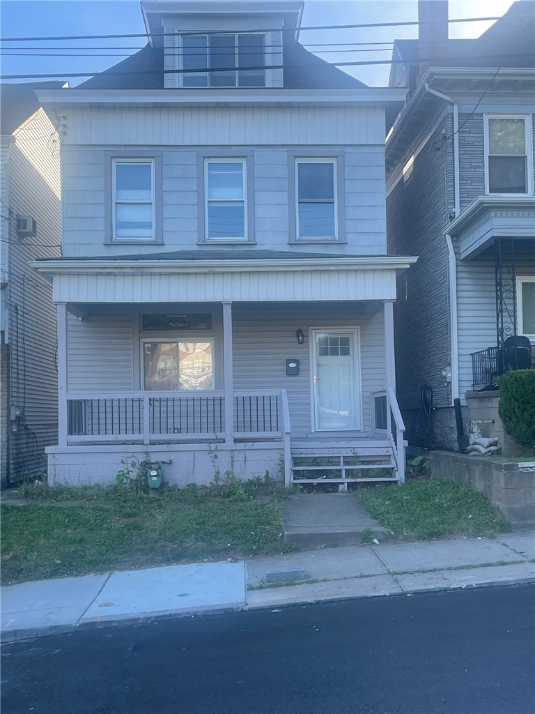 Exterior of 3521 Fleming Ave, Pittsburgh, PA 15212
