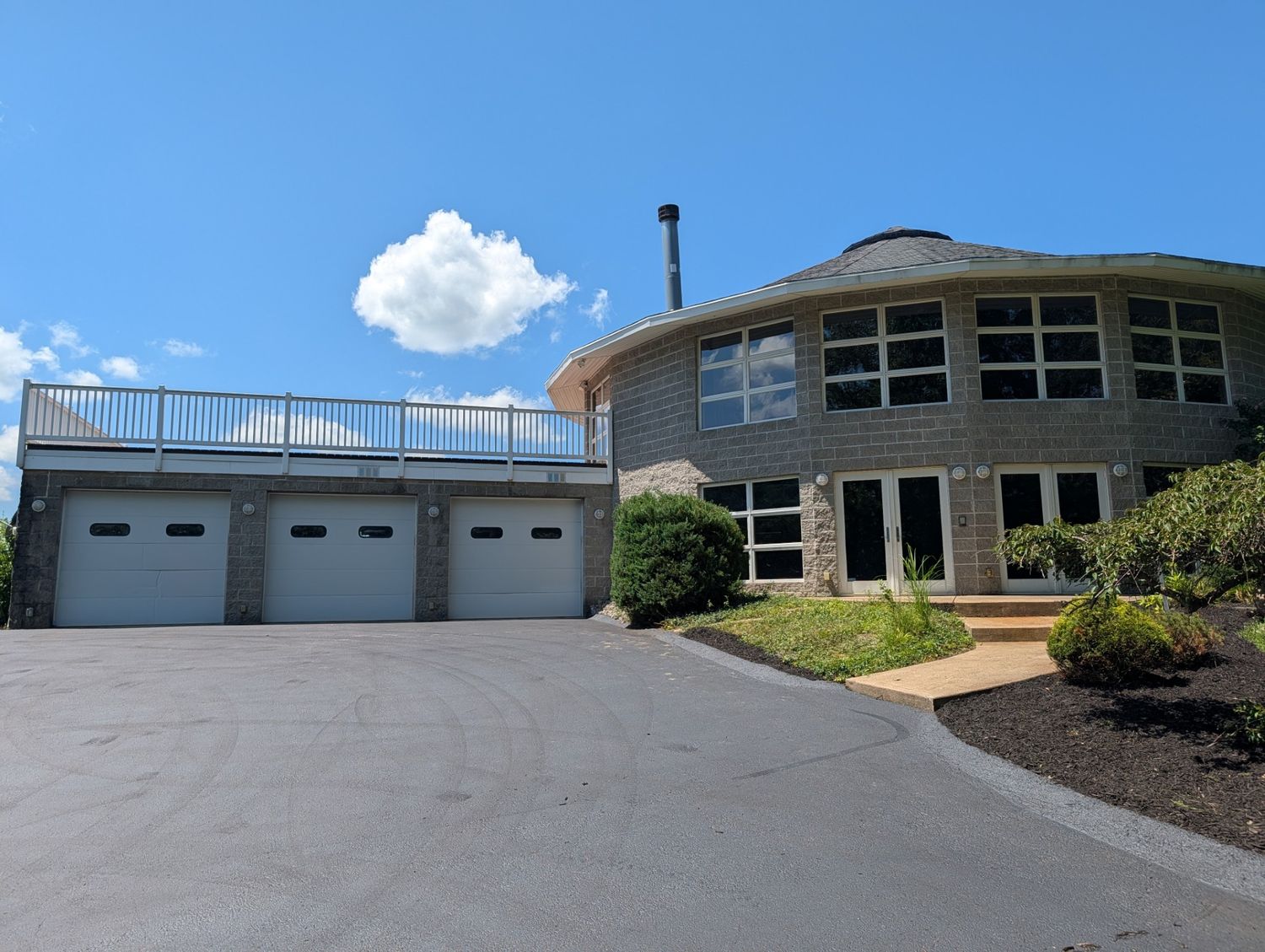 Exterior of 237 Cherry Valley Road, Saxonburg, PA 16056