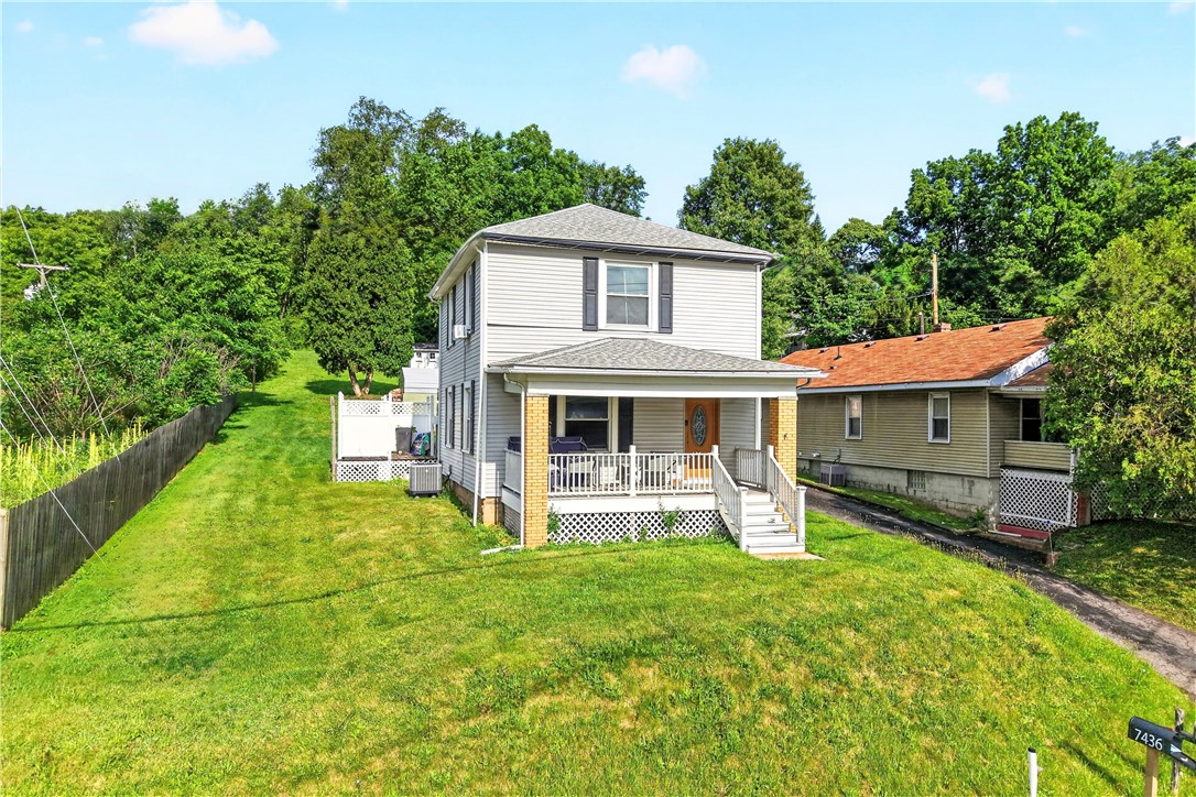 Exterior of 7435 Big Beaver Blvd, Wampum, PA 16157