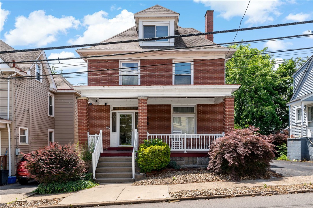 Exterior of 628 Library Ave, Carnegie, PA 15106