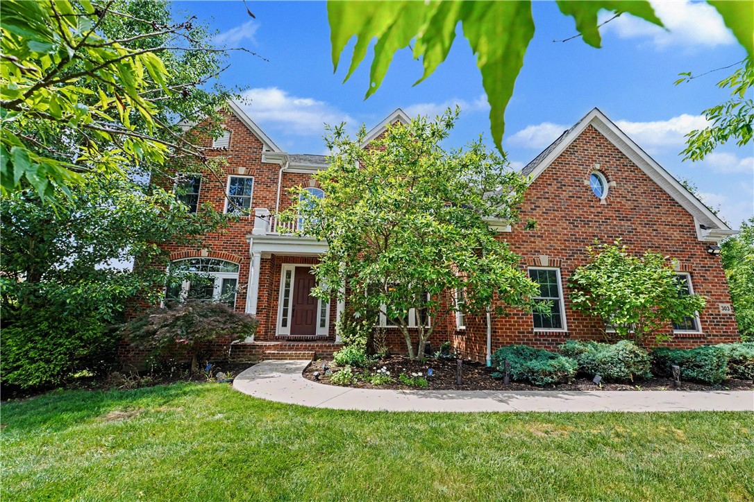 Exterior of 303 Connemara Ct, Mars, PA 16046