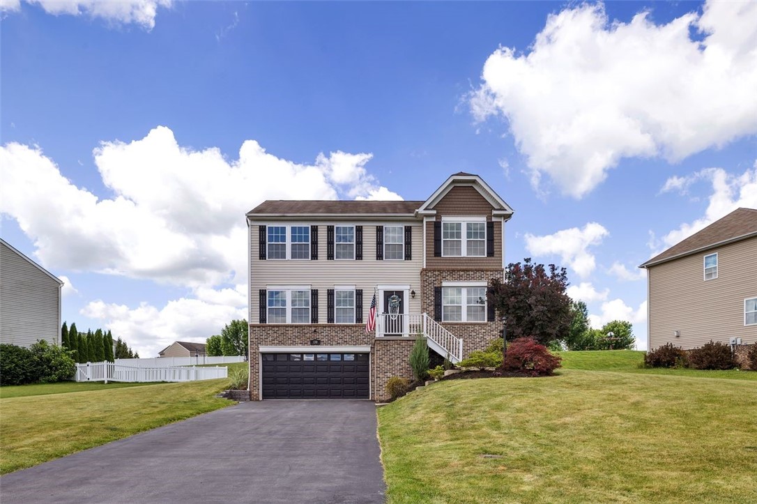 Exterior of 130 Naughton Cir, Evans City, PA 16033