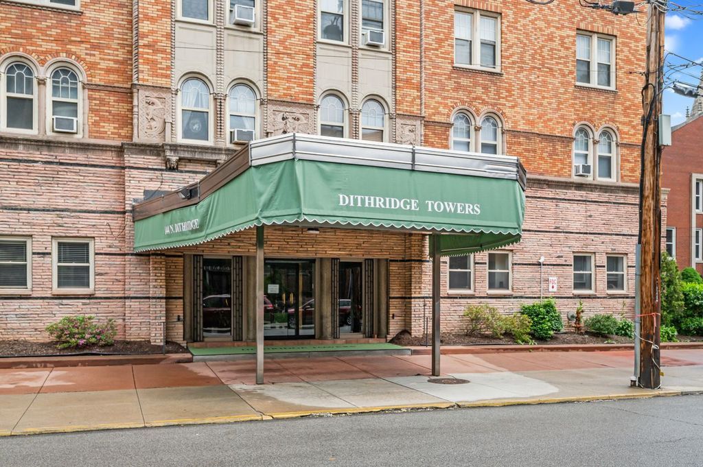 Exterior of 144 N Dithridge STREET 809, Pittsburgh, PA 15213