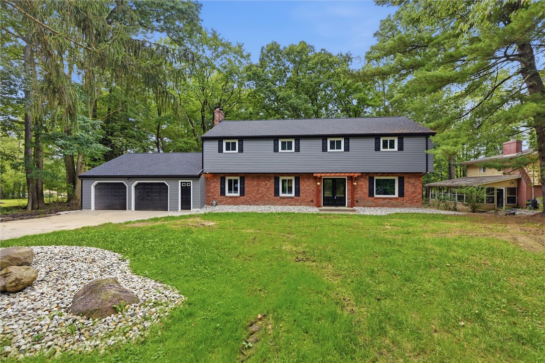 Exterior of 208 Lynwood Dr, Greenville, PA 16125