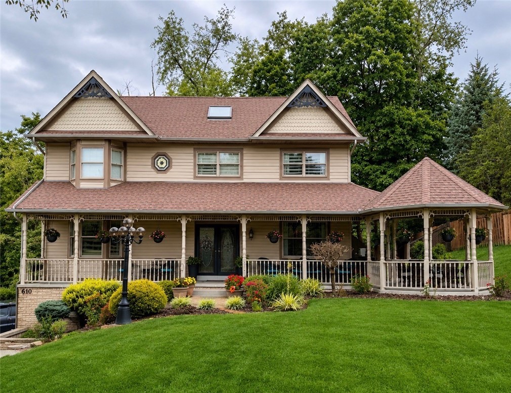 Exterior of 610 Kingfred Dr, Irwin, PA 15642