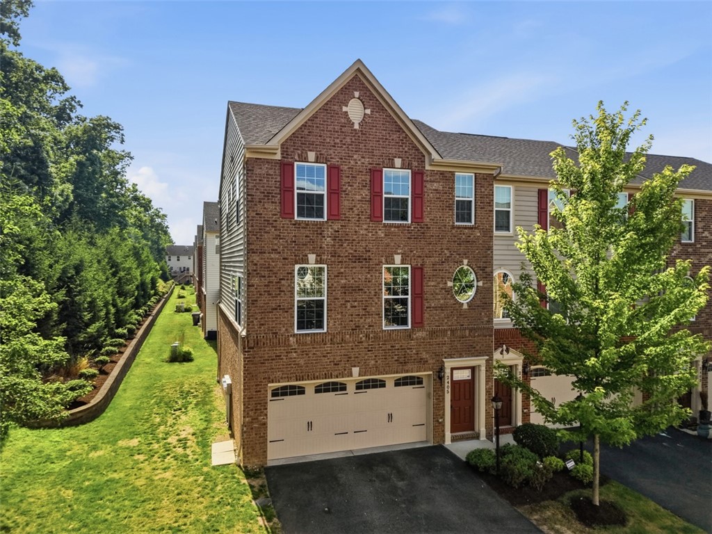 Exterior of 2405 Pointe View Dr, Mars, PA 16046