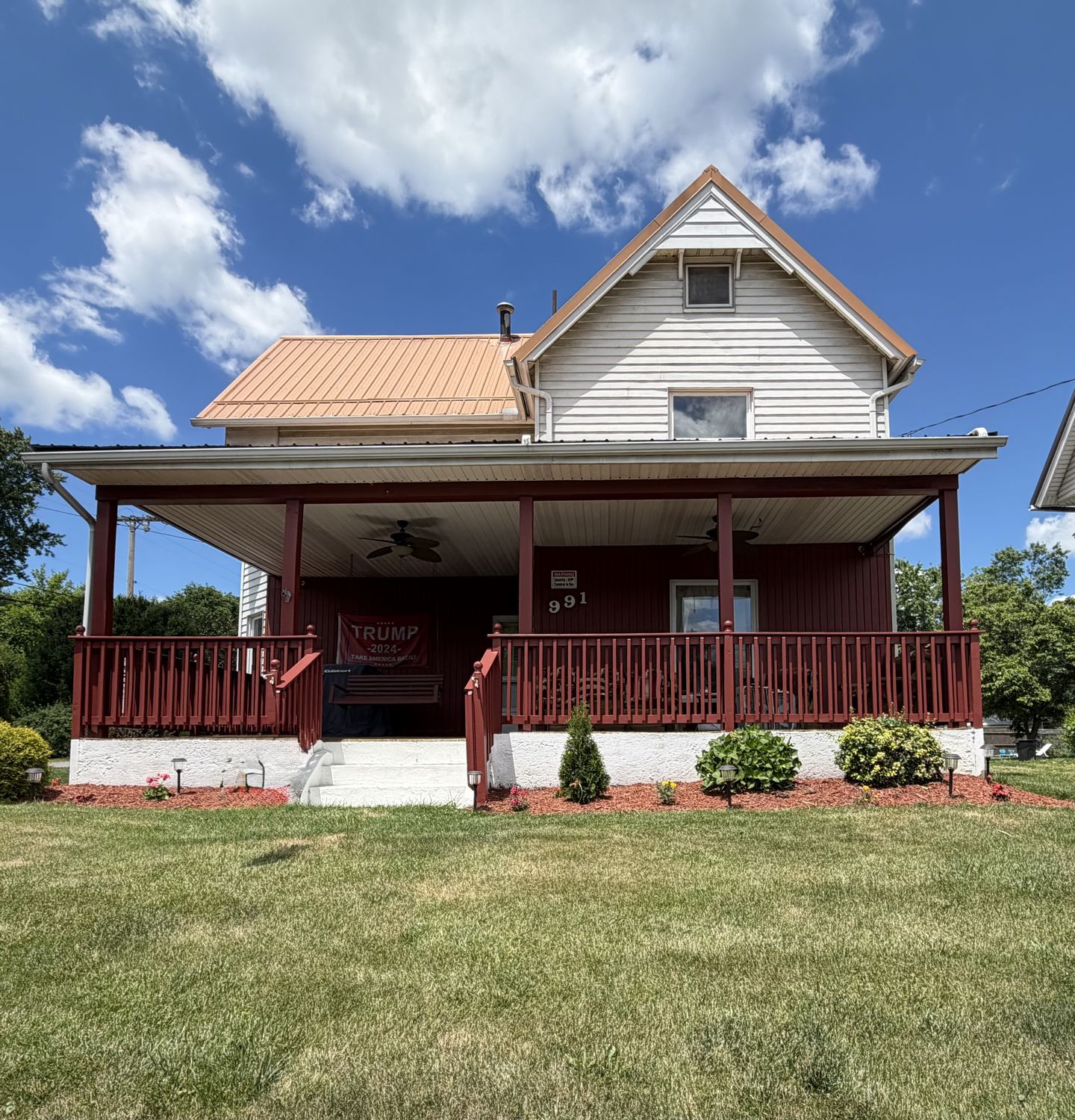 Exterior of 991 N Water AVENUE, Hermitage, PA 16148