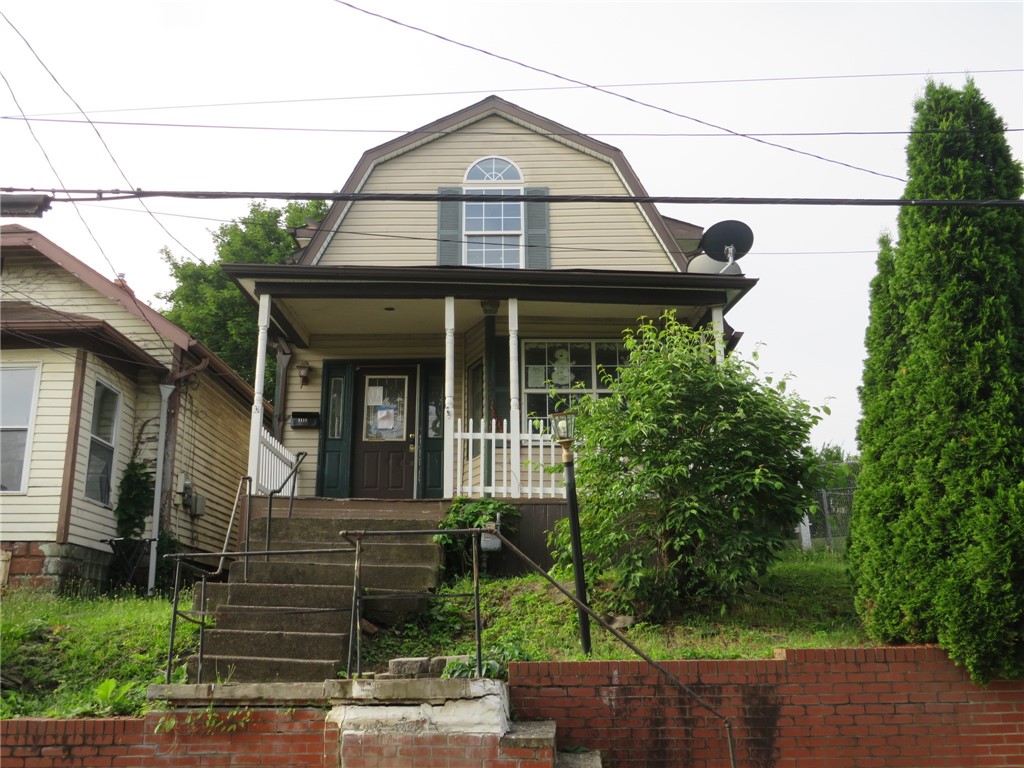 Exterior of 1119 Charles St, Mc Kees Rocks, PA 15136