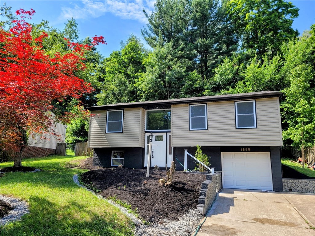 Exterior of 1889 Riggs Rd, South Park, PA 15129