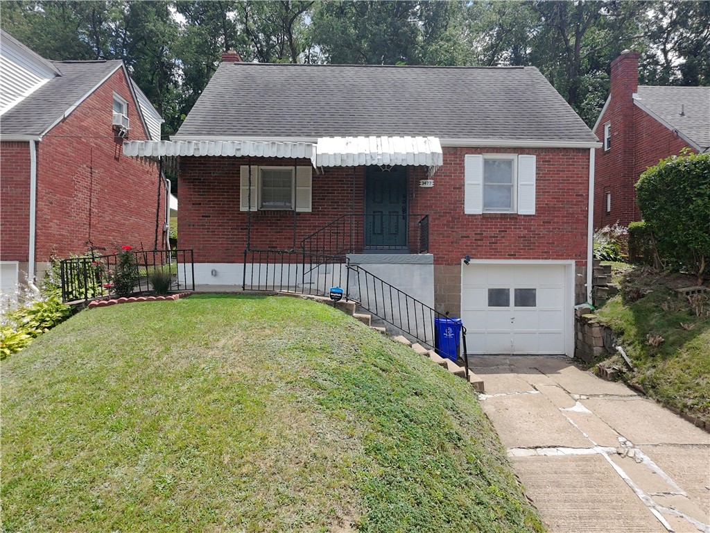 Exterior of 3477 York, Munhall, PA 15120