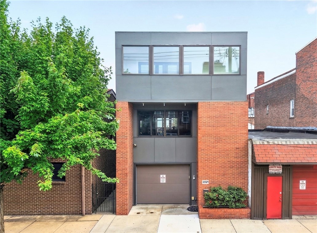 Exterior of 2021 Sarah St, Pittsburgh, PA 15203
