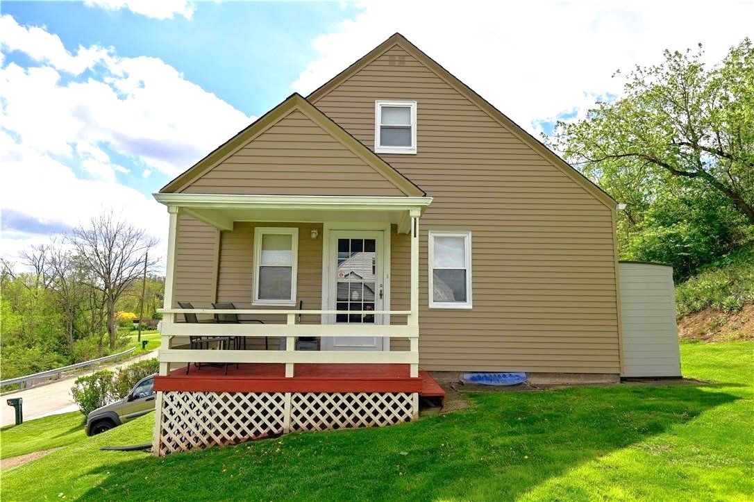 Exterior of 3194 Ridgeway Dr, South Park, PA 15129