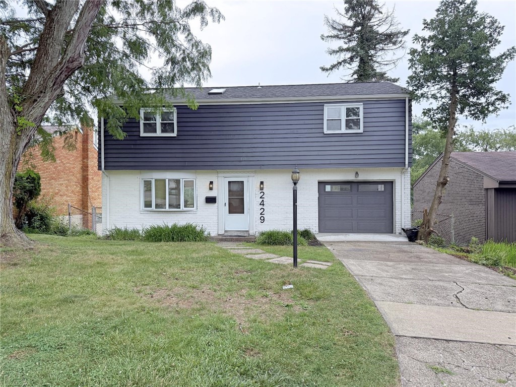 Exterior of 2429 Rose Garden Rd, Pittsburgh, PA 15220