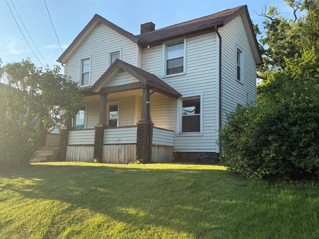 Exterior of 1005 Griswold St, Sharon, PA 16146