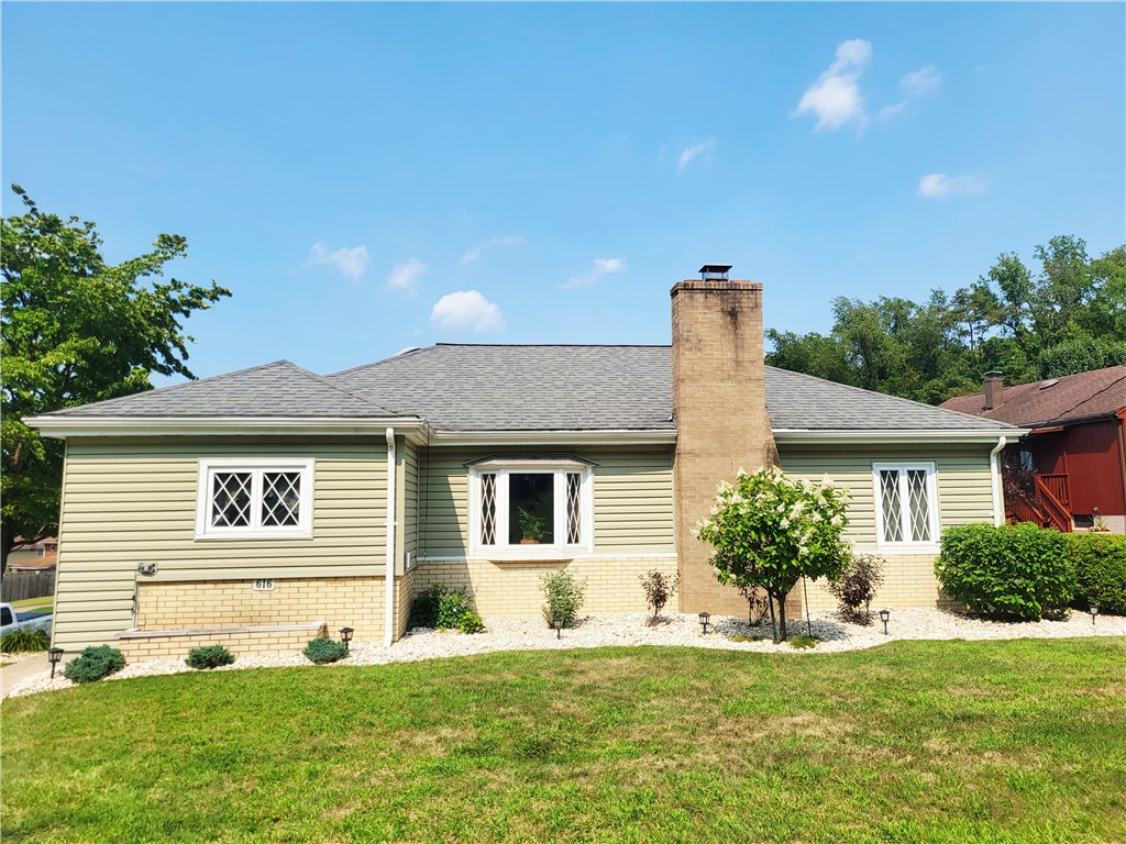 Exterior of 616 Maple Street, Jeannette, PA 15644
