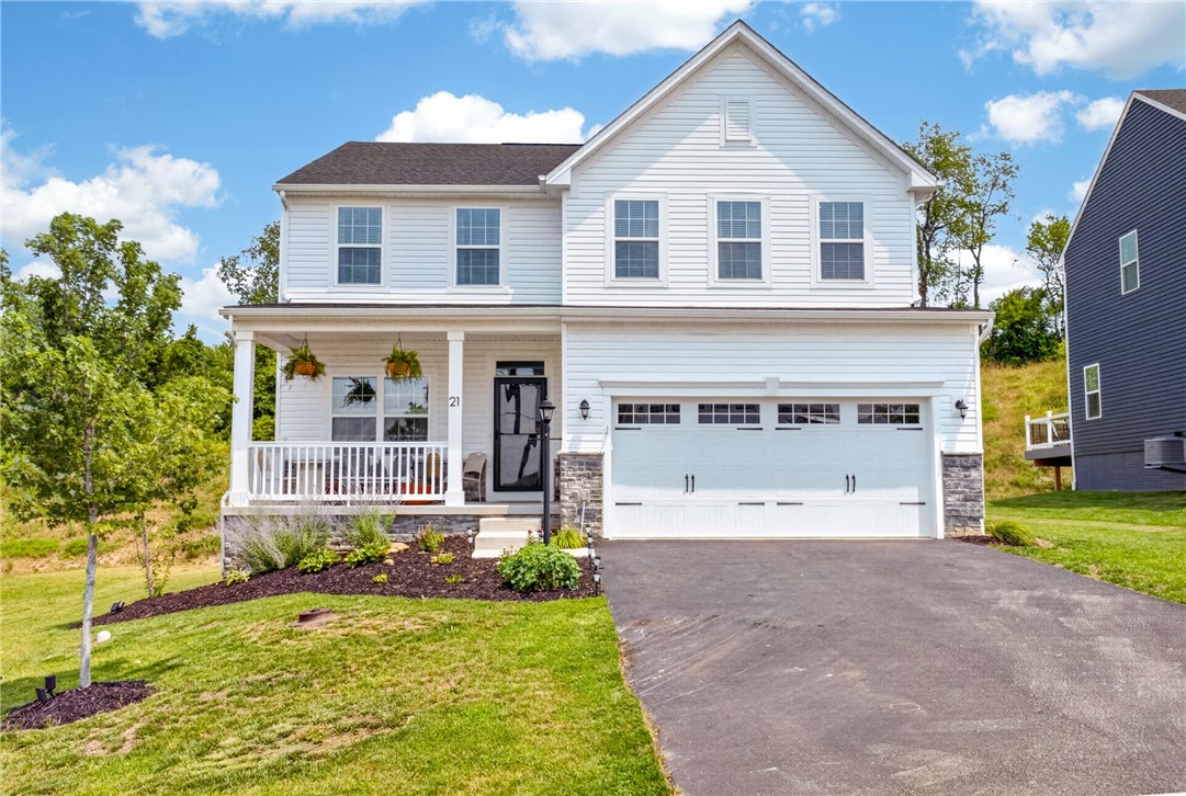 Exterior of 21 Dana Dr, Coraopolis, PA 15108