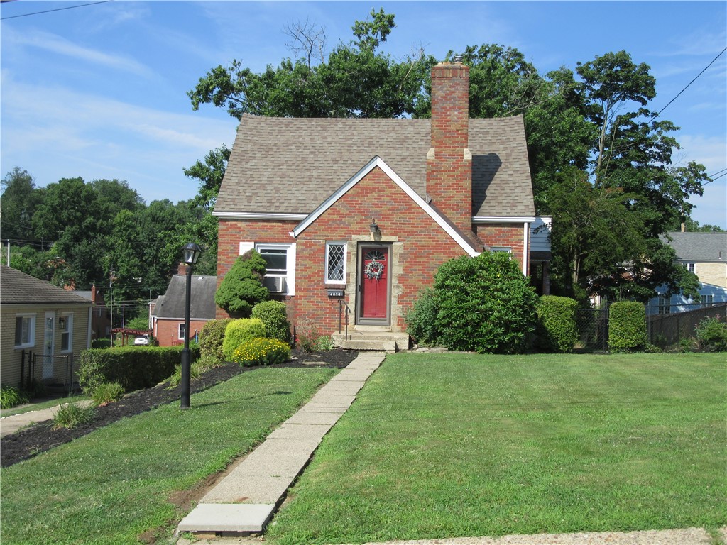 Exterior of 4814 Roberta Drive, Pittsburgh, PA 15236