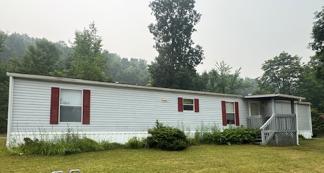 Exterior of 106 Jodi Ln, Butler, PA 16002